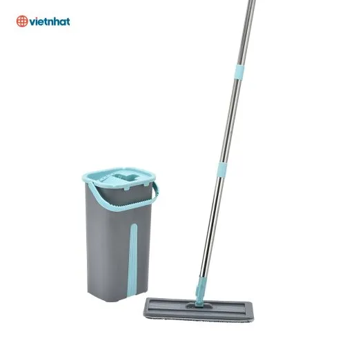 9560